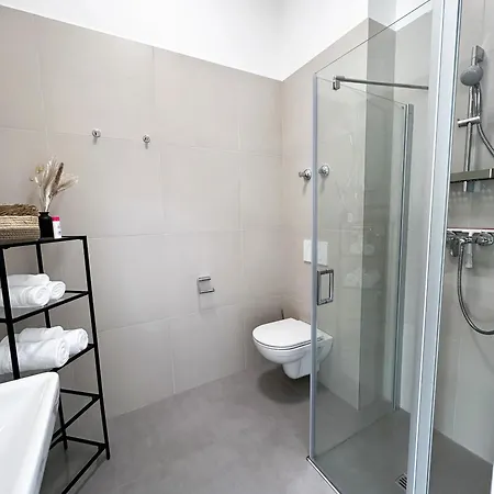 Grazora Living Lägenhetshotell 3*