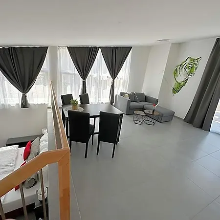公寓式酒店 Grazora Living